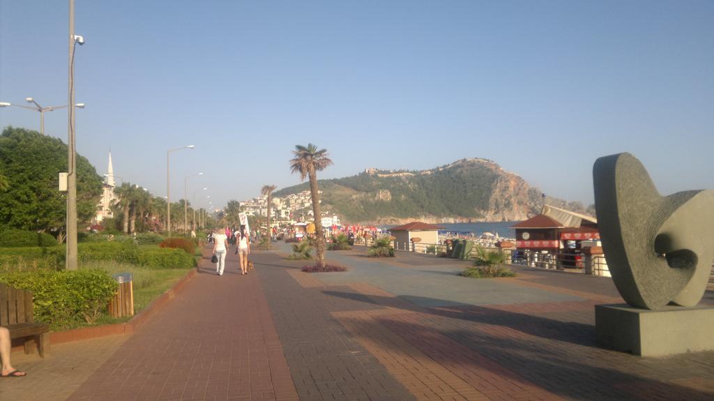 Musti Apart Hotel Alanya Extérieur photo